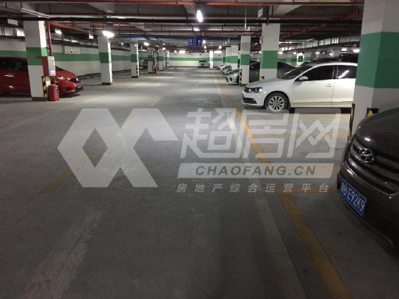 万科缤纷西园二手房卧室