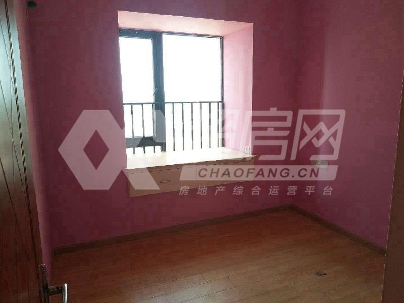 美的御海东郡二手房卧室