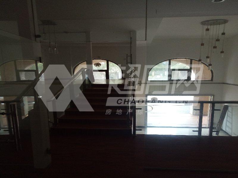 水悦城邦二手房卧室