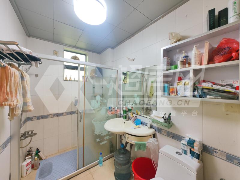 叠翠轩二手房厨房及卫生间