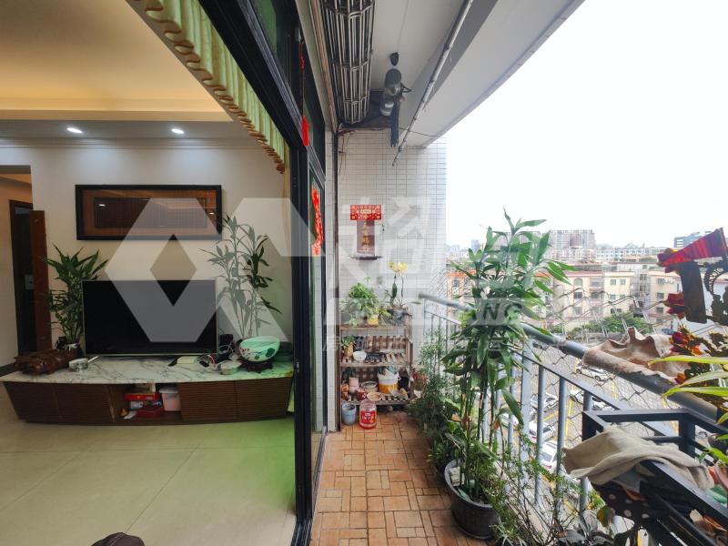 叠翠轩二手房阳台