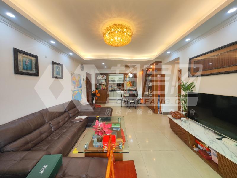 叠翠轩二手房客厅