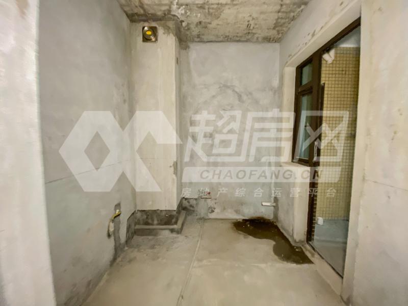 保利悦公馆二手房厨房及卫生间