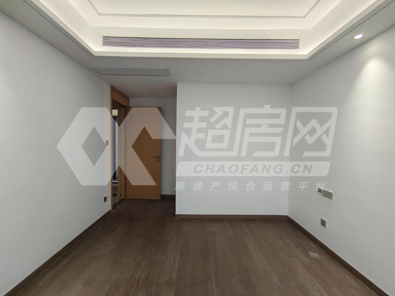 新希望锦官半岛二手房卧室