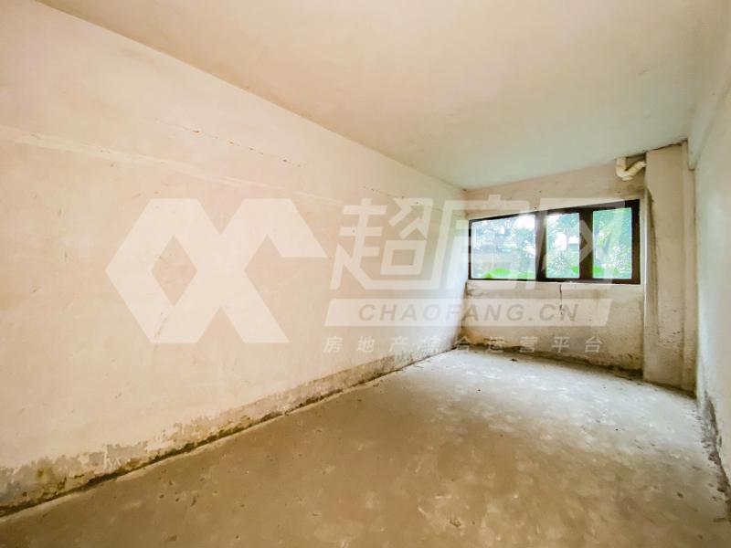 凯丽山庄二手房卧室