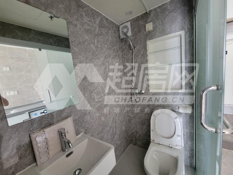 顺德万科广场二手房厨房及卫生间