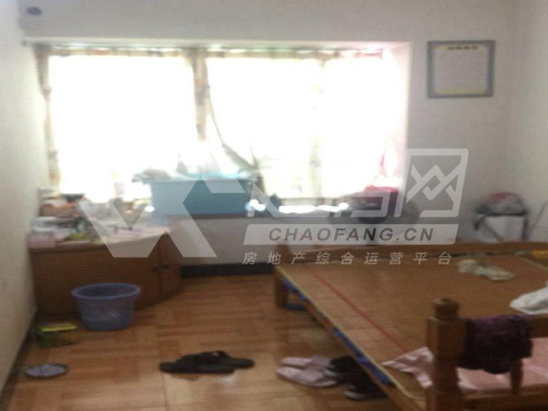 聚丽豪庭二手房卧室