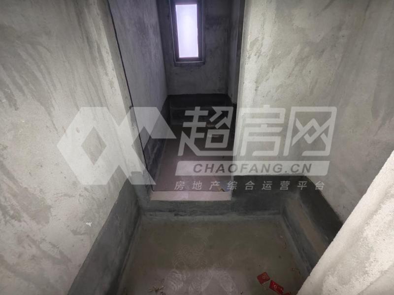美的御海东郡二手房厨房及卫生间