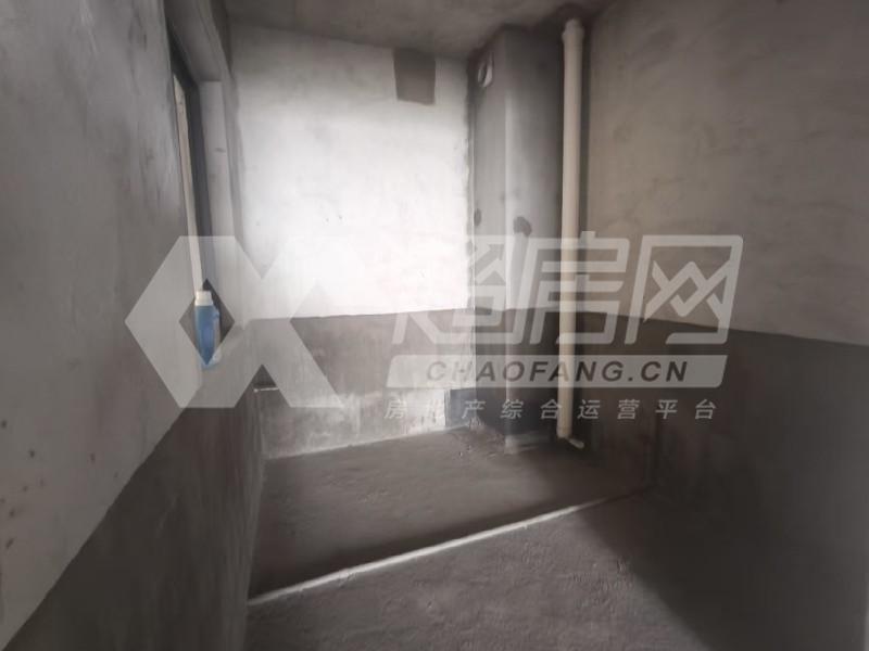 伦教保利中央公园二手房厨房及卫生间
