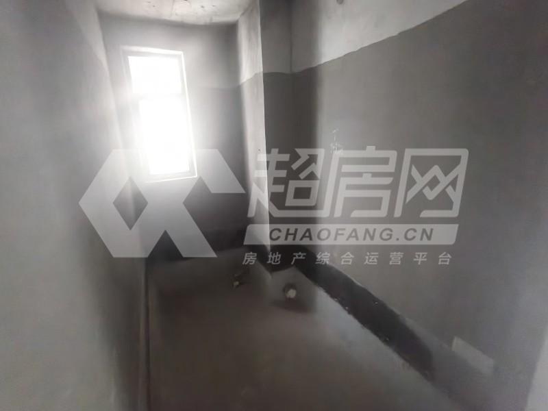 伦教保利中央公园二手房厨房及卫生间