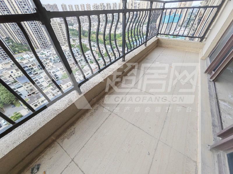 碧桂园右里苑二手房阳台