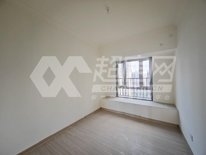 碧桂园右里苑二手房卧室