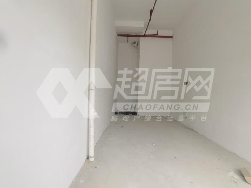 龙光天瀛二手房卧室