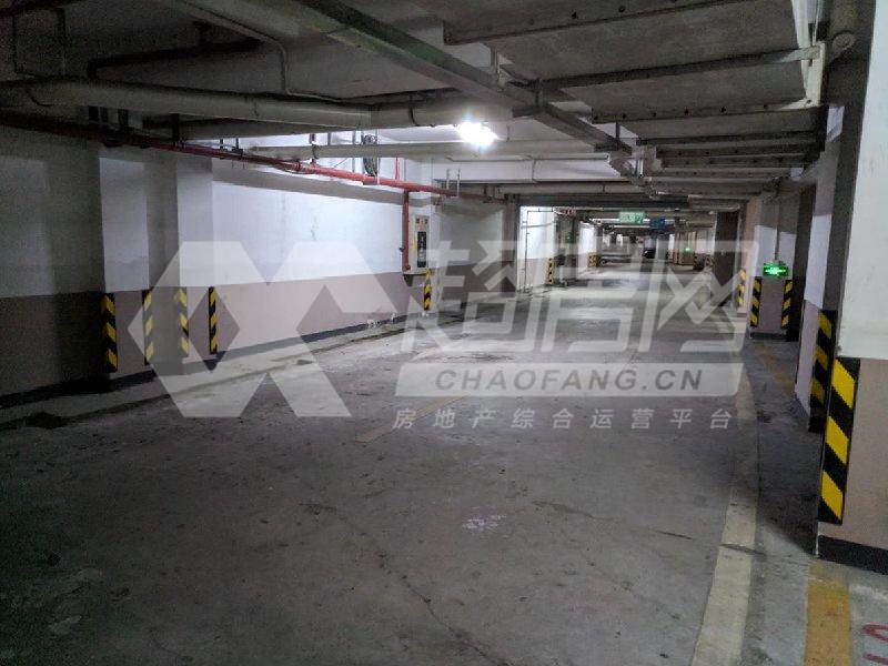 明日华府二手房卧室