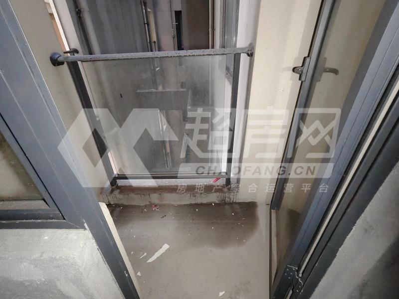 电建洺悦华府二手房阳台