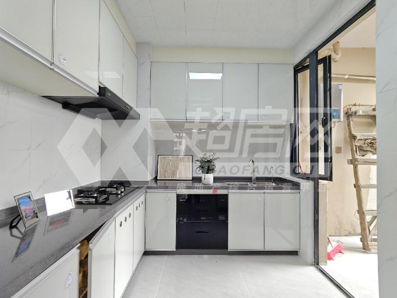 电建洺悦华府出租房厨房及卫生间