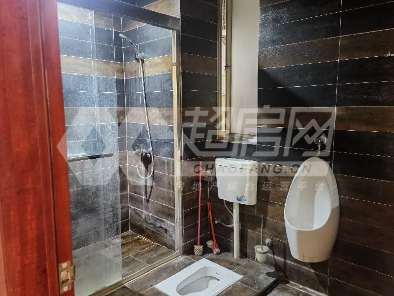 东逸湾（住宅）二手房厨房及卫生间