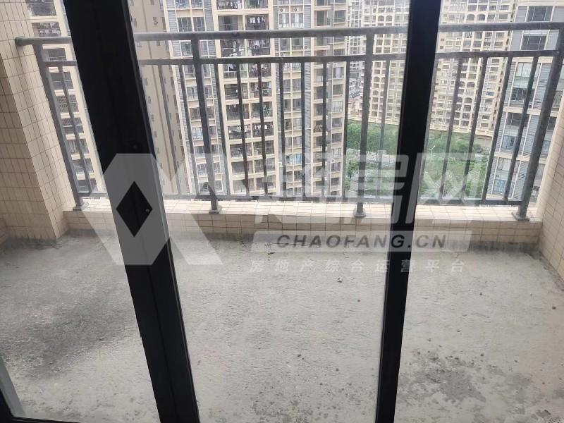 南湖花园二手房阳台