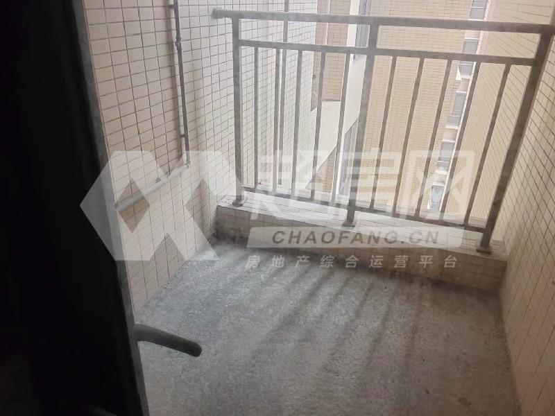 南湖花园二手房阳台