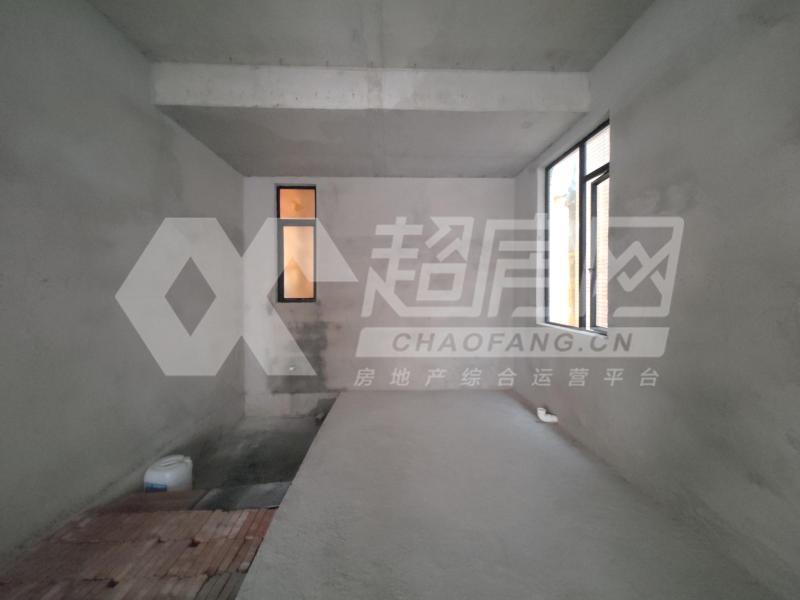 大门居委会二手房厨房及卫生间