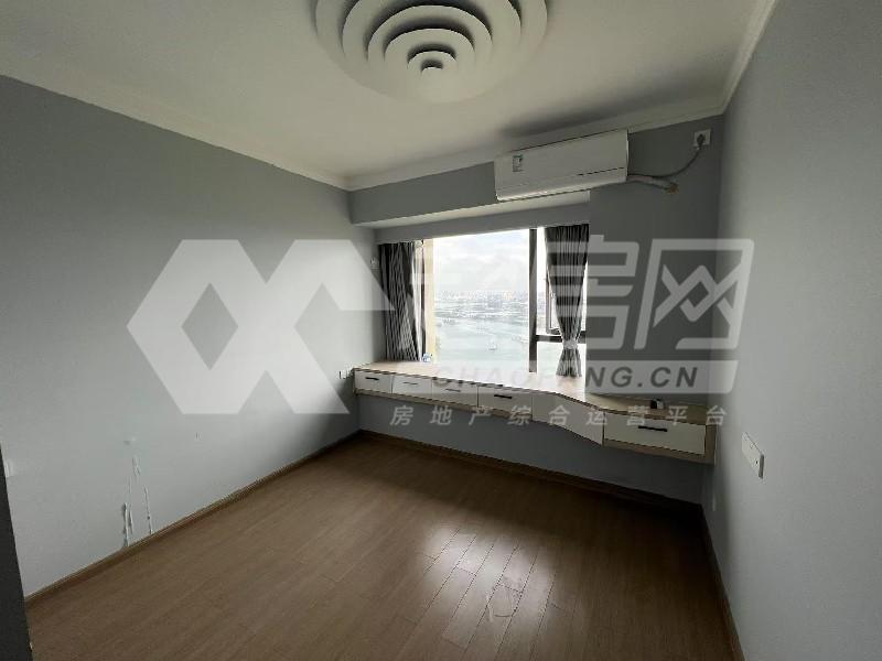 美的中交翰诚二手房卧室