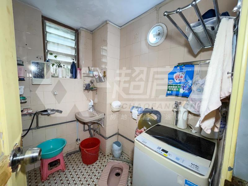 锦绣一村二手房厨房及卫生间