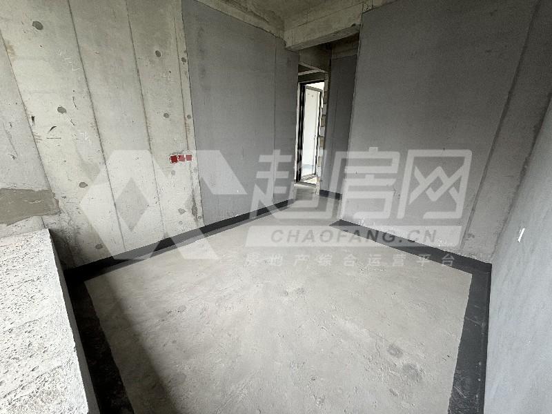 远洋雅居乐风景二手房卧室