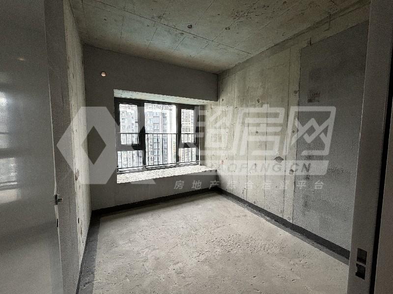 远洋雅居乐风景二手房卧室