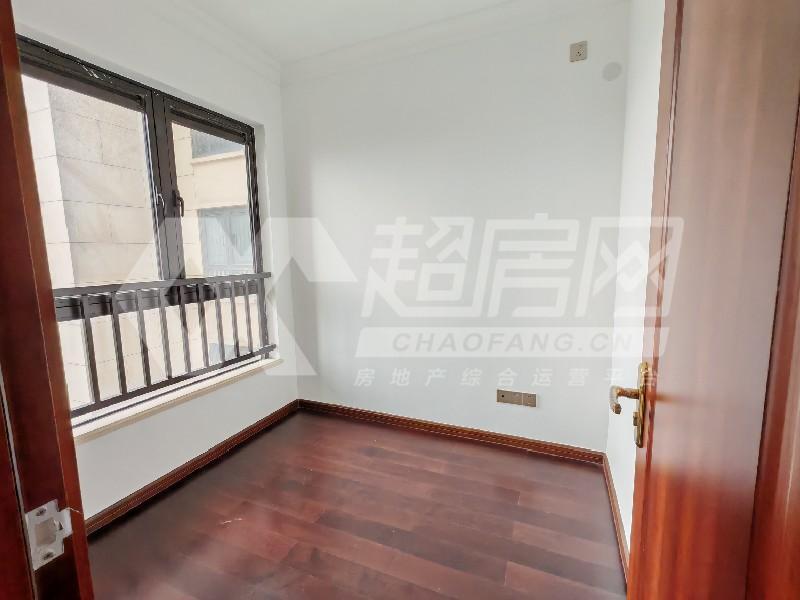 中海雍景熙岸二手房卧室