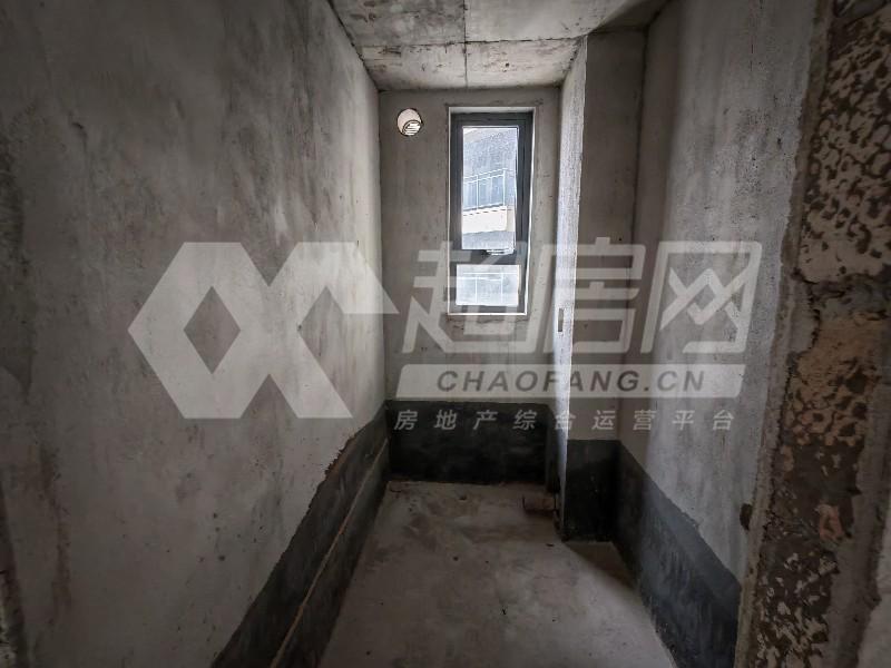 瀚康华府二手房厨房及卫生间