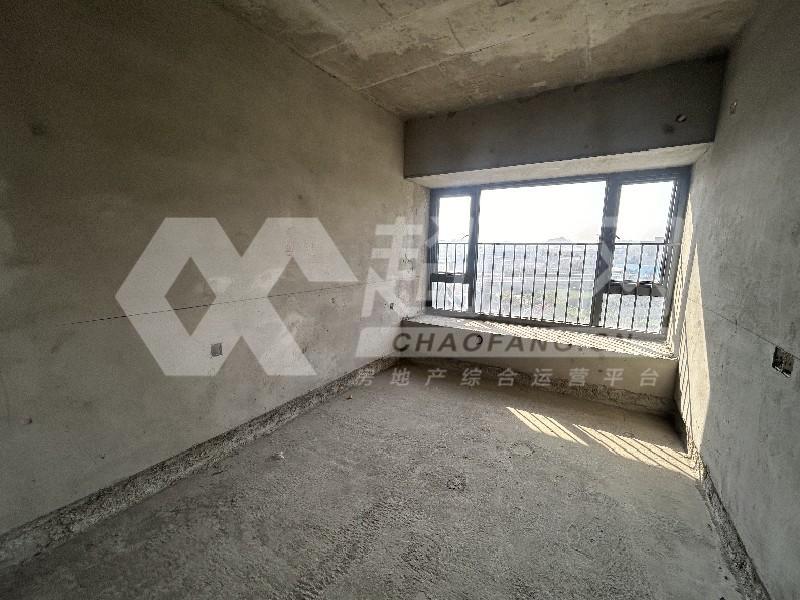 瀚康华府二手房卧室