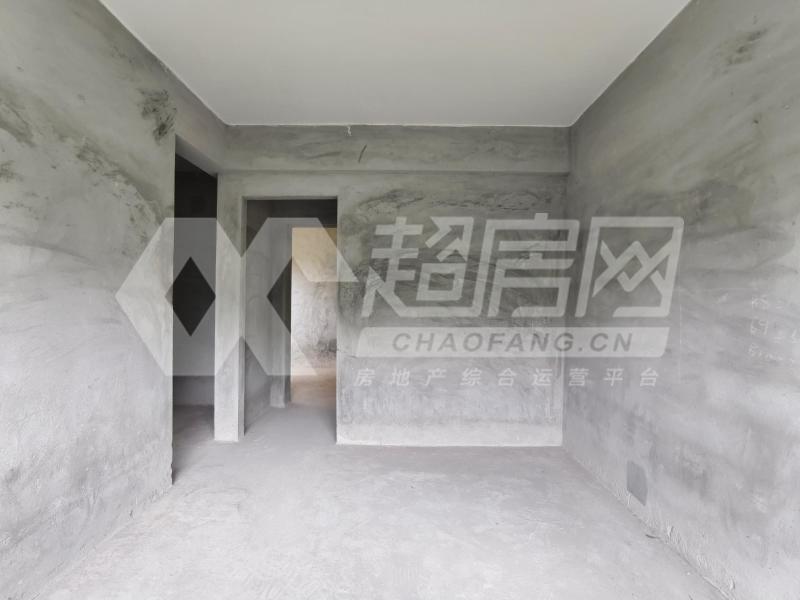 纯自然二手房卧室
