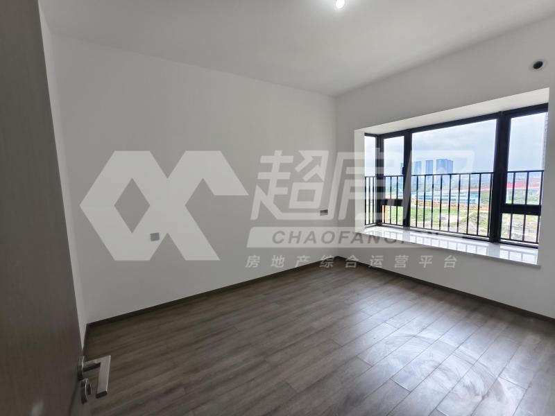 五矿万境水岸二手房卧室