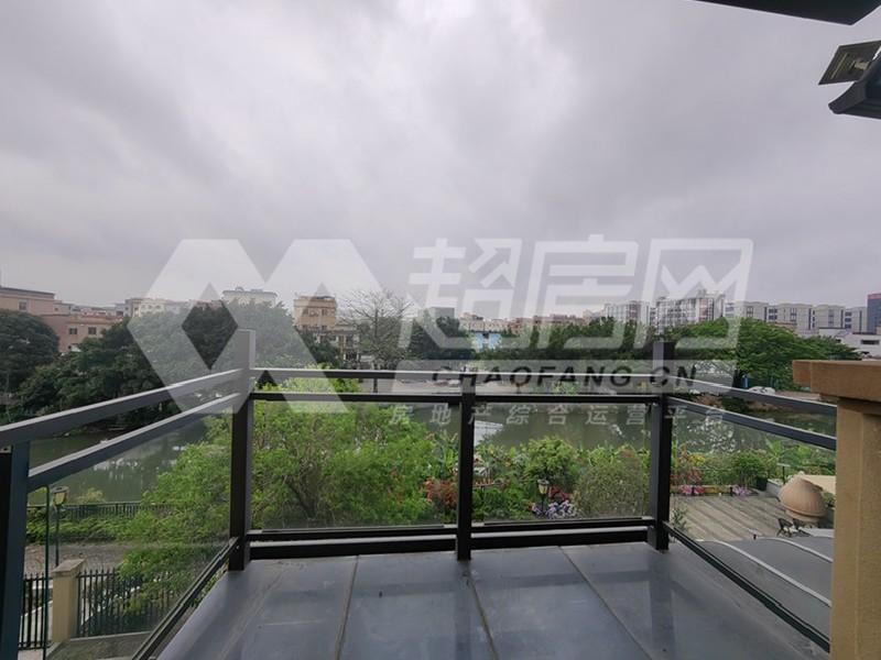 金域天下二手房露台