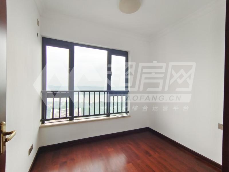 中海雍景熙岸二手房卧室