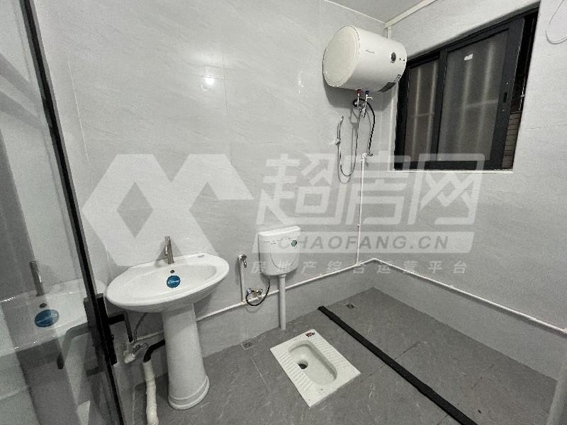 昌教村委会出租房厨房及卫生间