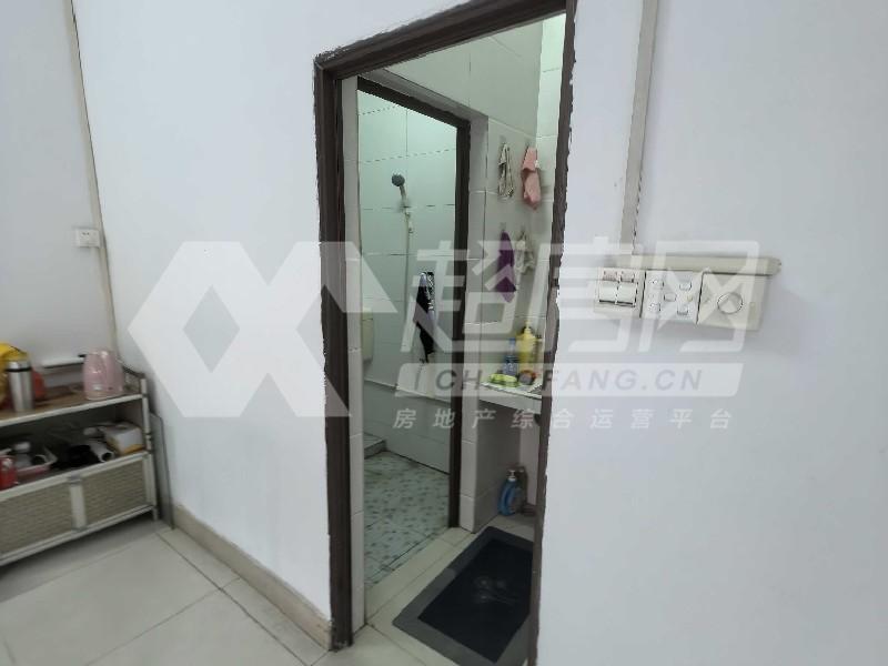 近良居委会出租房厨房及卫生间
