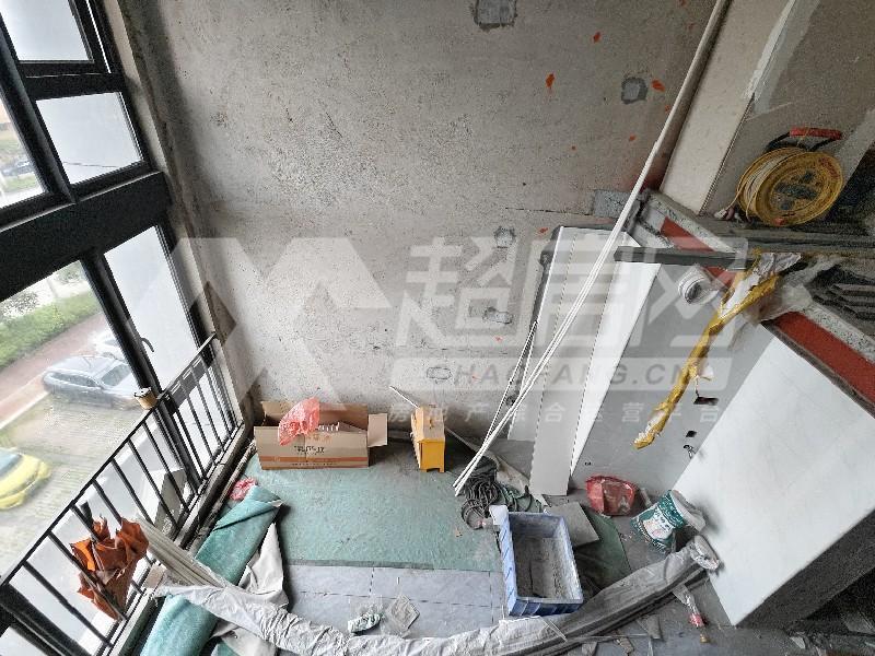 禹洲朗廷湾（商住楼）二手房客厅