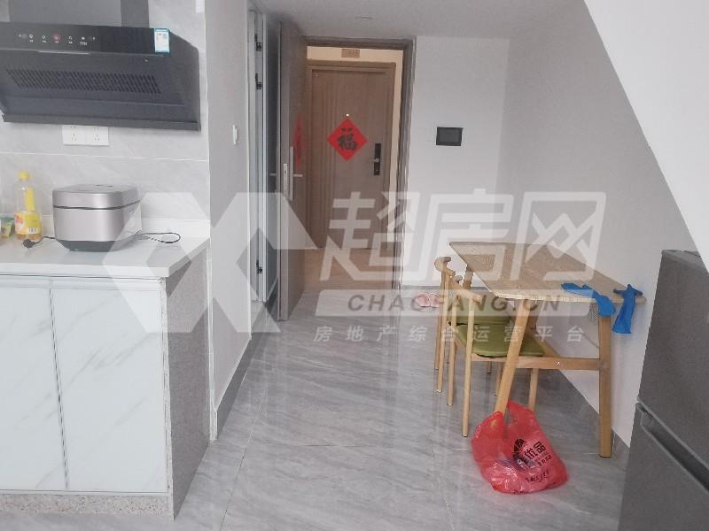 禹洲朗廷湾（商住楼）二手房客厅