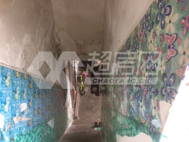 常教居委会二手房厨房及卫生间