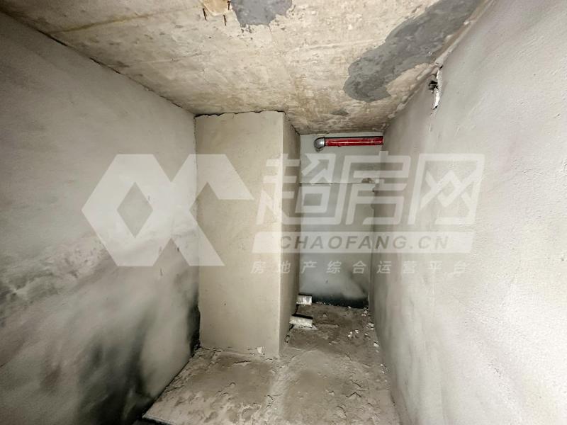 恒大中央广场二手房厨房及卫生间