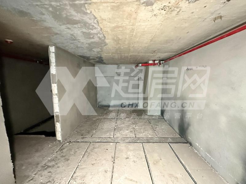 恒大中央广场二手房客厅