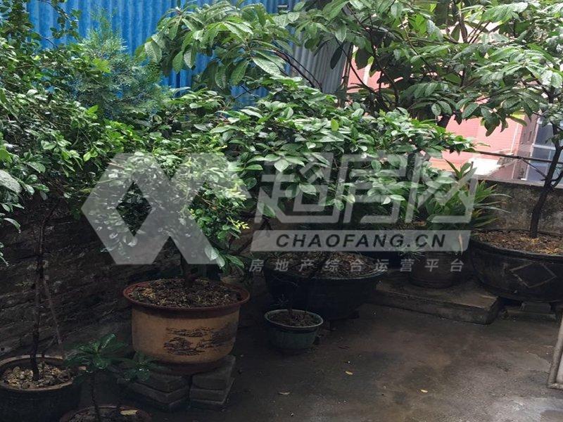 工业品商场二手房厨房及卫生间