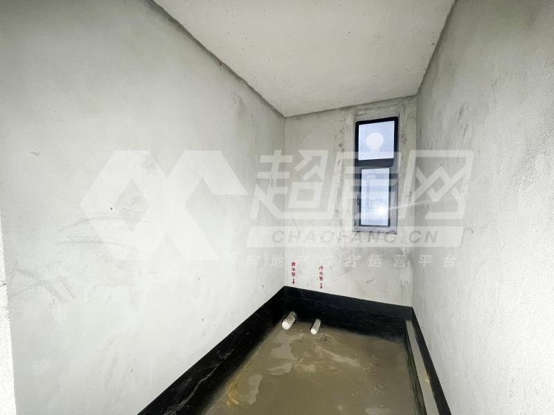 西山上筑二手房厨房及卫生间