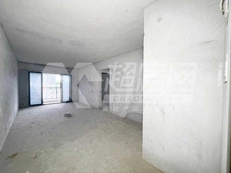 西山上筑二手房客厅