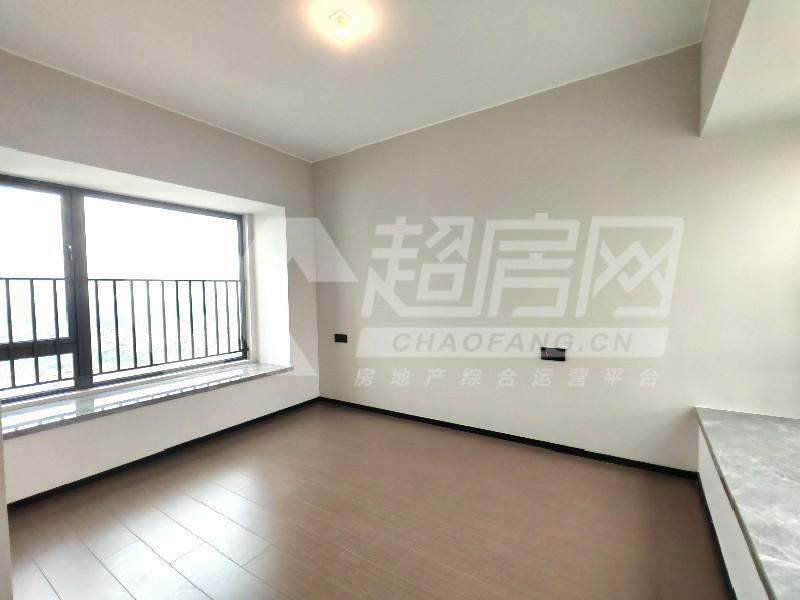 保利智慧云城二手房卧室