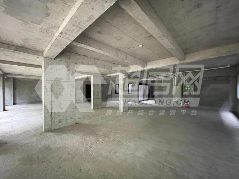 华侨城蓝楹湾公馆二手房露台