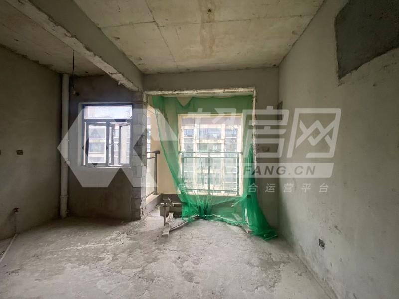荣盛文博府二手房客厅