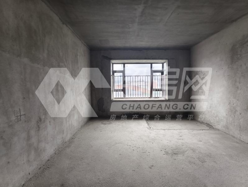 君临名邸二手房卧室