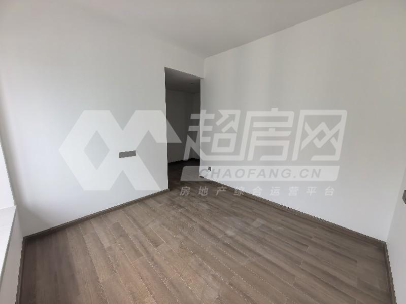 远大帝景湾二手房卧室